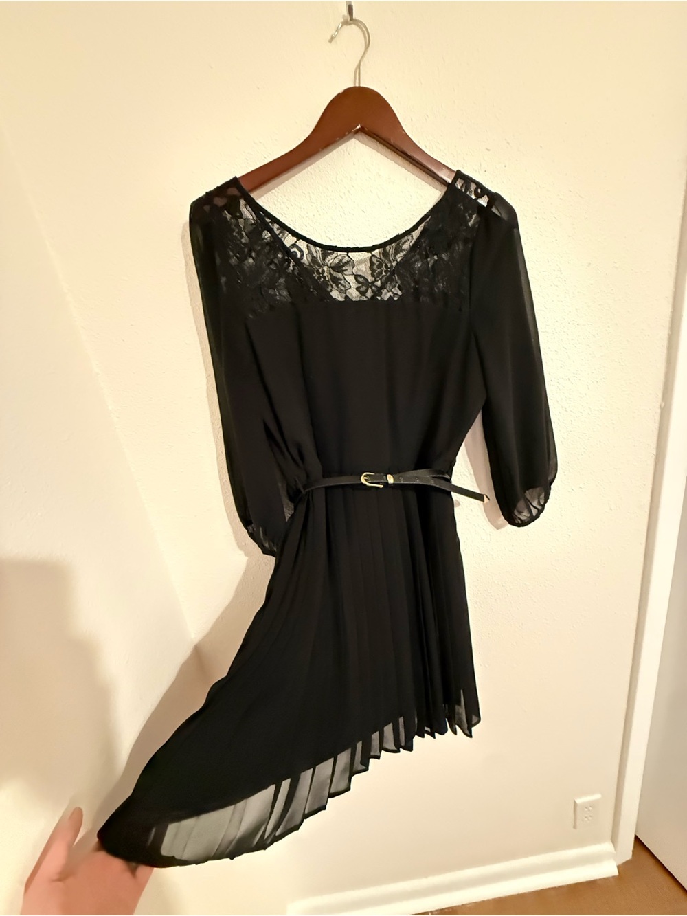 Black Lace Yoke Pleated Hem Women’s Dress
